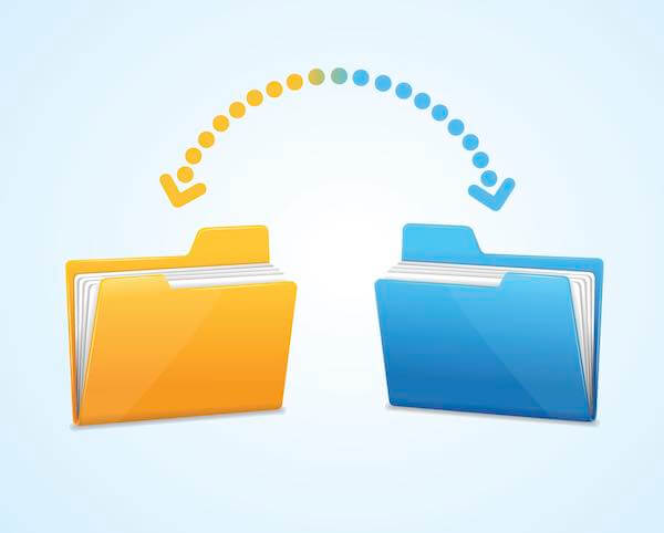 Two file folders sitting side by side with a bi-directional arrow pointing at the two of them depicting information sharing or data transfer