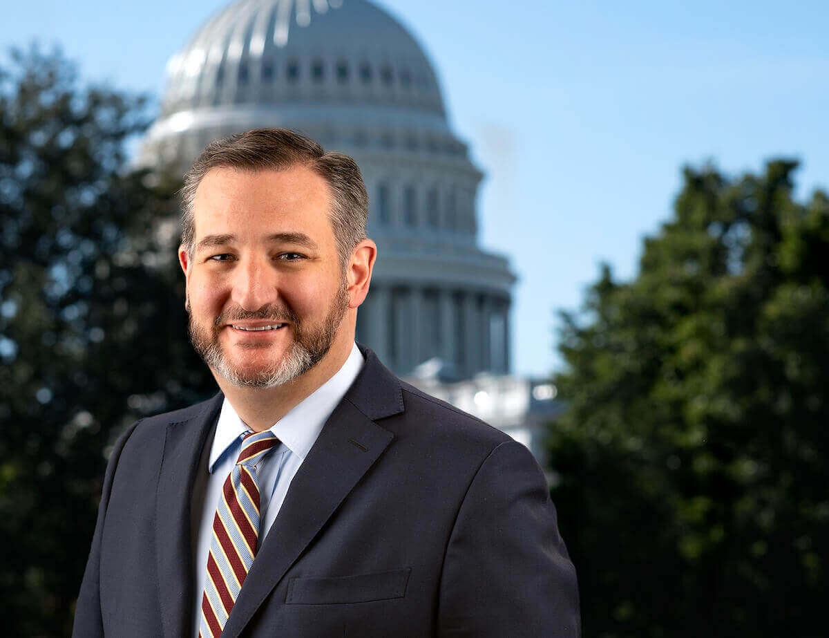 Official portrait of Senator Ted Cruz (R-TX)